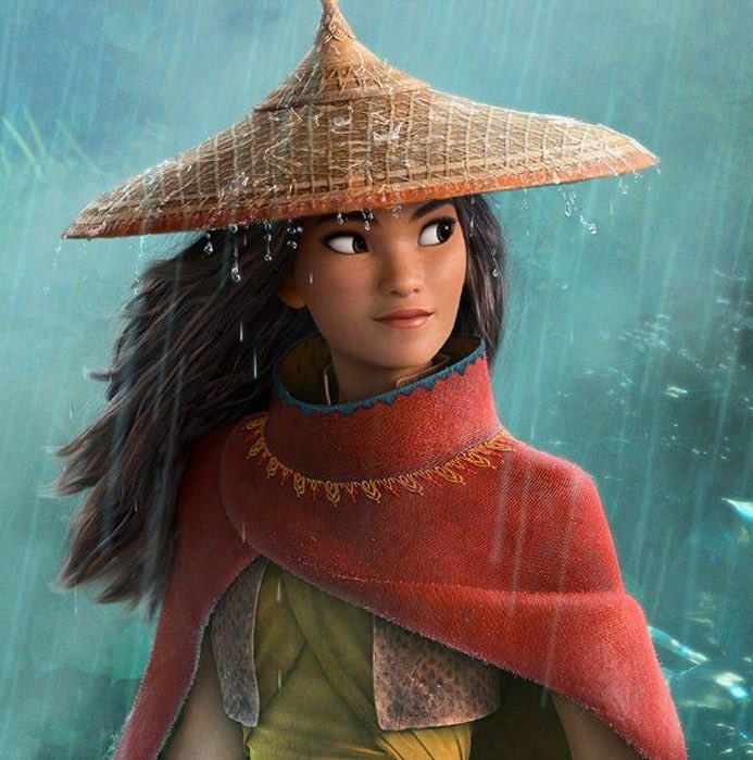 I can’t stop thinking about how much my mom looks like Raya 🥺❣️