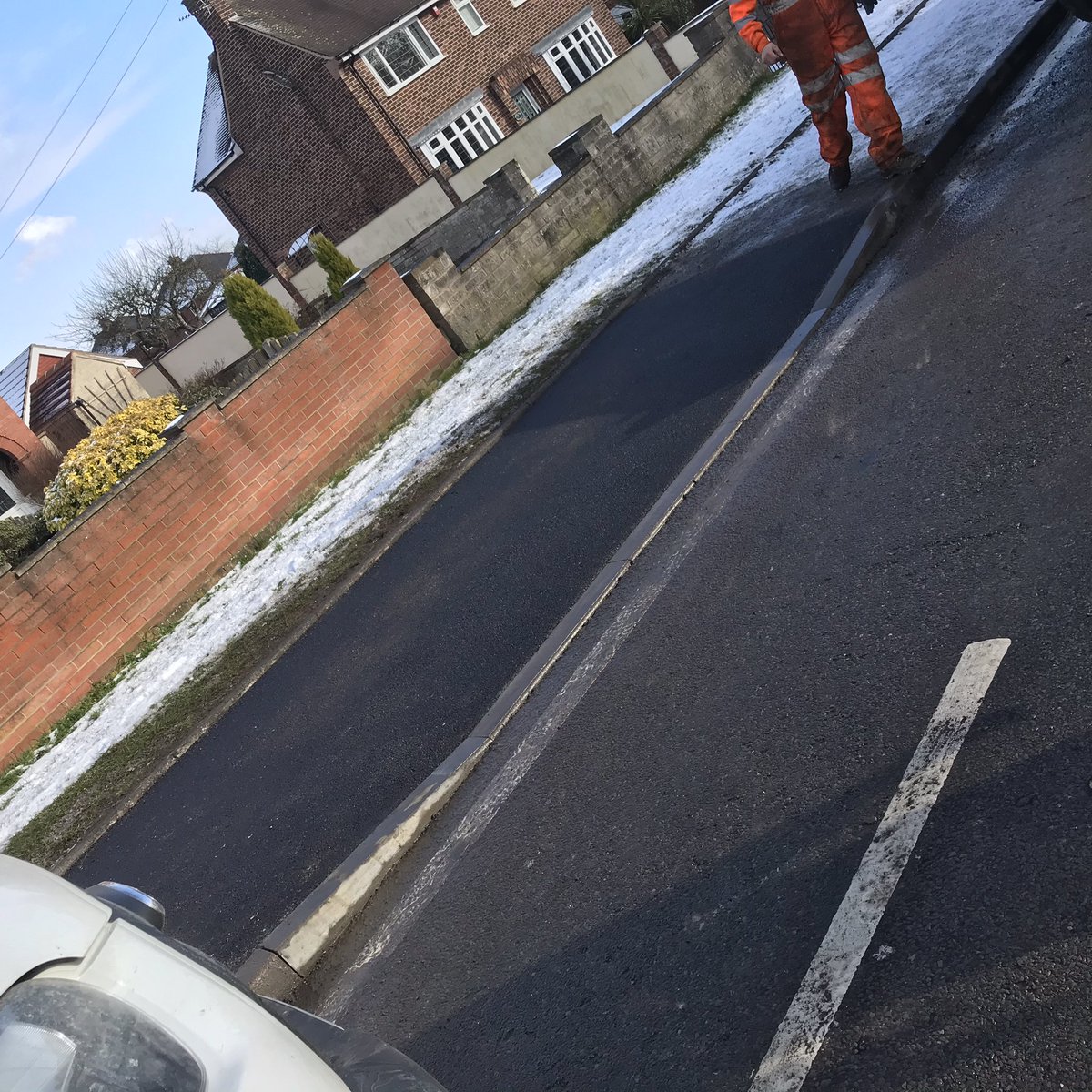 33lawson's tweet photo. Nice local drop kerb installed today in Retford, for any enquiries please do not hesitate to contact Calum on 07713053870 or Retford-Surfacing@outlook.com #drivewaytohighway 
Fully Insured ✅
Streetwork approved ✅ https://t.co/F3tHwrF7ue
