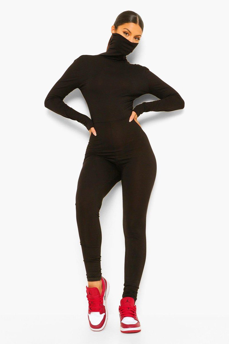 sjhalbauer's tweet photo. @boohoo this you? https://t.co/SMlj8pQ6gz