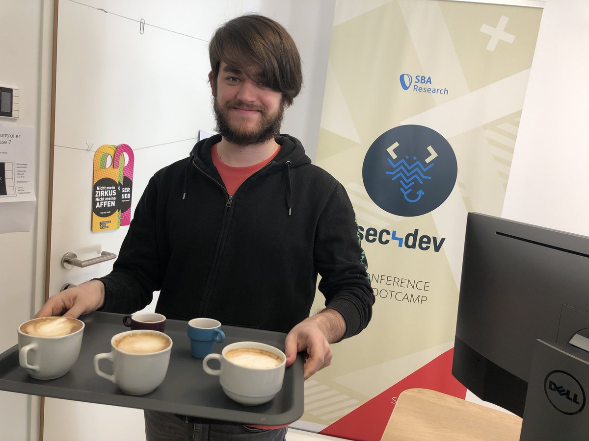 _thomaskonrad's tweet photo. Itโs all about content at @sec4dev, right? Right?? โ๏ธ #sec4dev https://t.co/BIiHQxyf3a