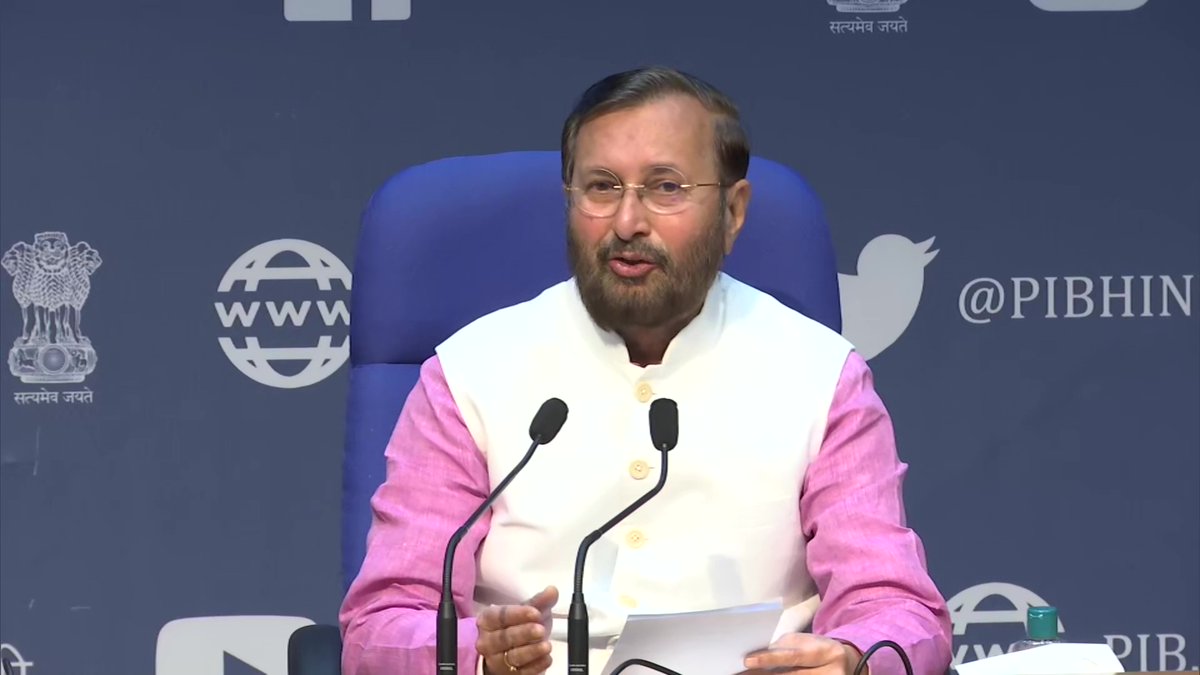 ANI's tweet photo. From March 1, people above 60 years of age and those above 45 years of age with comorbidities will be vaccinated at 10,000 govt &amp; over 20,000 private vaccination centres. The vaccine will be given free of cost at govt centres: Union Minister Prakash Javadekar

#COVID19 https://t.co/Rxhkkk8eSC