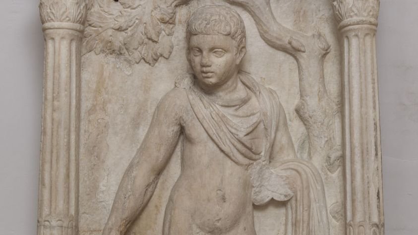 MuseoArcheoVene's tweet image. #DIFFICULTWORDS
The CHLAMYS is a short woolen cloak, usually pinned at the shoulder, that exposed a hip. It’s common to find in our museum bare males with the cloak...
facebook.com/archeovenezia/…