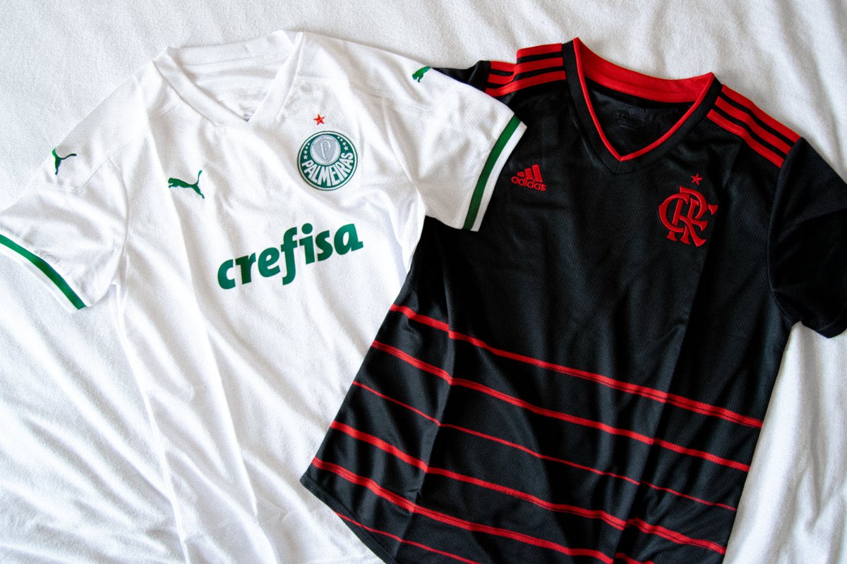 phildelves's tweet photo. 👕 *GIVEAWAY* 👕

For our latest comp, myself and @futfanatics are offering you the chance to win either of these class women's shirts! 🇧🇷🇧🇷

To enter:

1. RT and like this post
2. Follow @futfanatics on here and on Instagram (https://t.co/HdyEB9YbQM)
3. Reply with your favourite https://t.co/pDtZarjmqV
