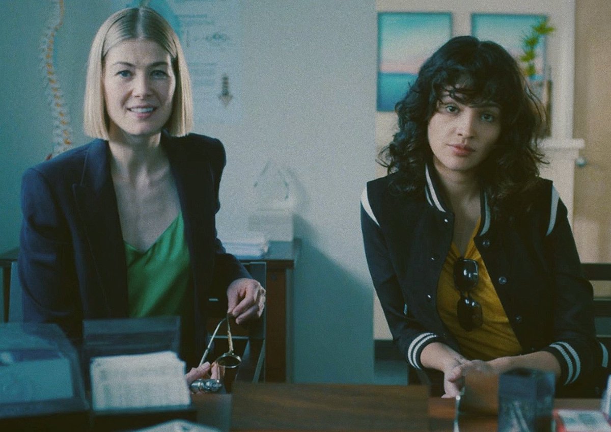 ehh_gypsy's tweet photo. I Care a Lot (2021): But Not About You https://t.co/oJOPl03Fxh

#ICareALot #ICareALotNetflix #RosamundPike #EizaGonzalez #MovieReview #PeterDinklage #DianneWiest #ChrisMessina https://t.co/lxg79OOdQM