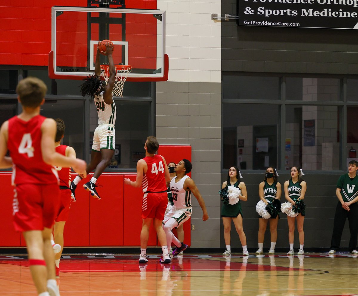 Travis5mith's tweet photo. The Waxahachie Runnin’ Indians had their way with the Belton Tigers in Tuesday’s 6A Region II bi-district championship.

@prince1_uno game-high 21pts
@CjNoland1 18pts
@MontezYoungJr1 &amp; @getlikejaaay shined.

RECAP: https://t.co/6QMrrvsZ2C
📷@sherry_milliken/@KBECSports https://t.co/jD7GJKqltI
