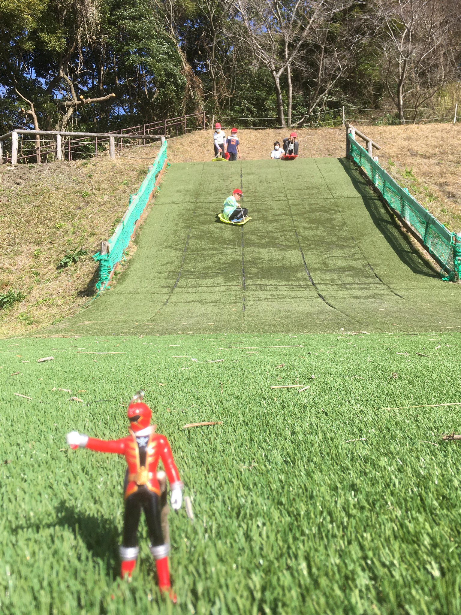 鹿屋市立西俣小学校 草スキーなう T Co Azww5jtg2e Twitter