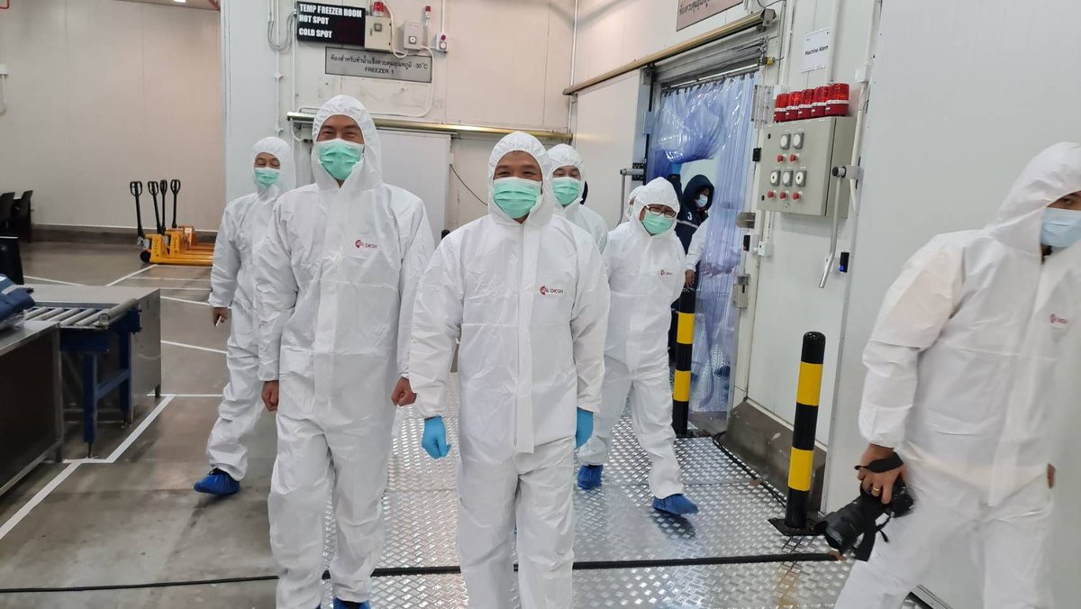 socialbook1's tweet photo. Thailand receives its first coronavirus vaccines  
https://t.co/cmIBeAda1l

#covid19 #thailand  #vacciines https://t.co/qaUWSrhlgp