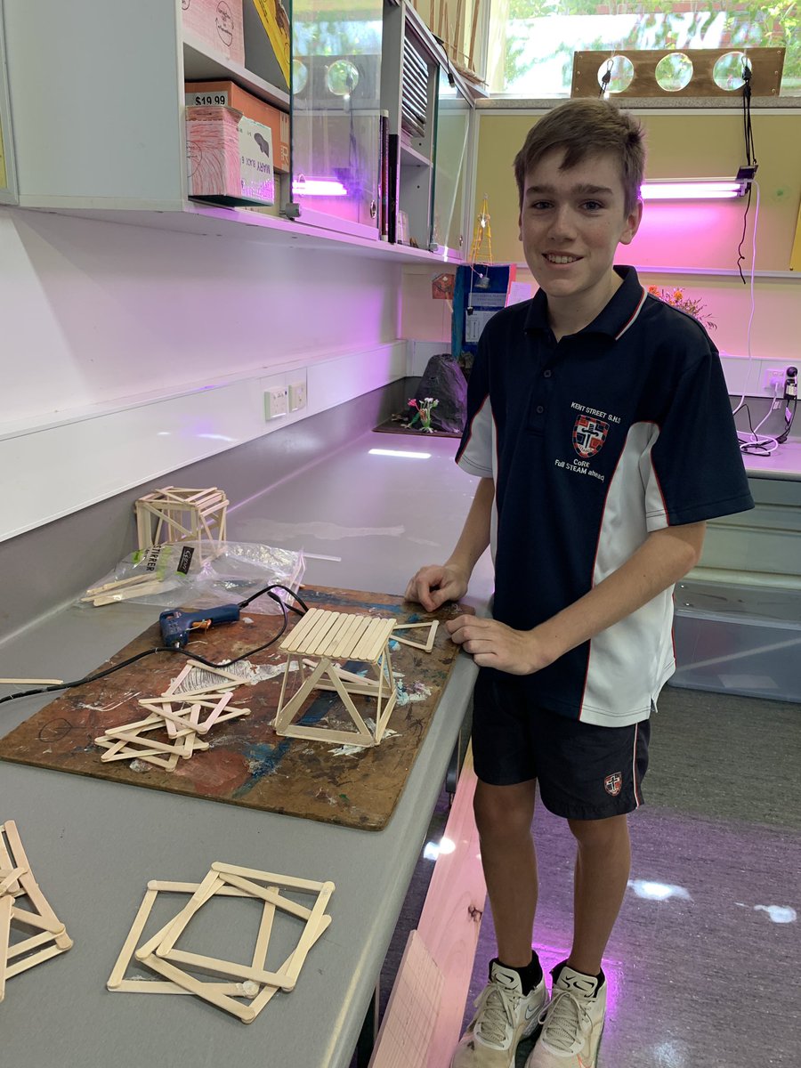 CoRELearnGrow's tweet image. Back with the #metrocore schools @kentstreetshs @JosephBanks_SC engaging with students and watching in awe as they conduct their #steamlearning in #therealclassroom #projectbasedlearning