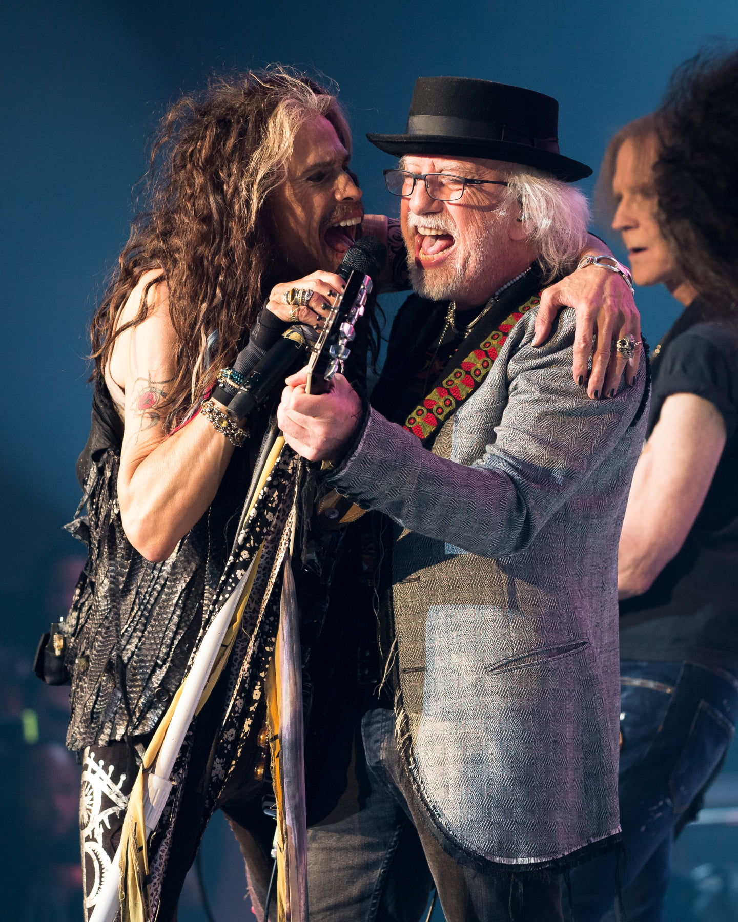 HAPPY BIRTHDAY MR. BRAD WHITFORD \\   CREDIT \\ \\ 