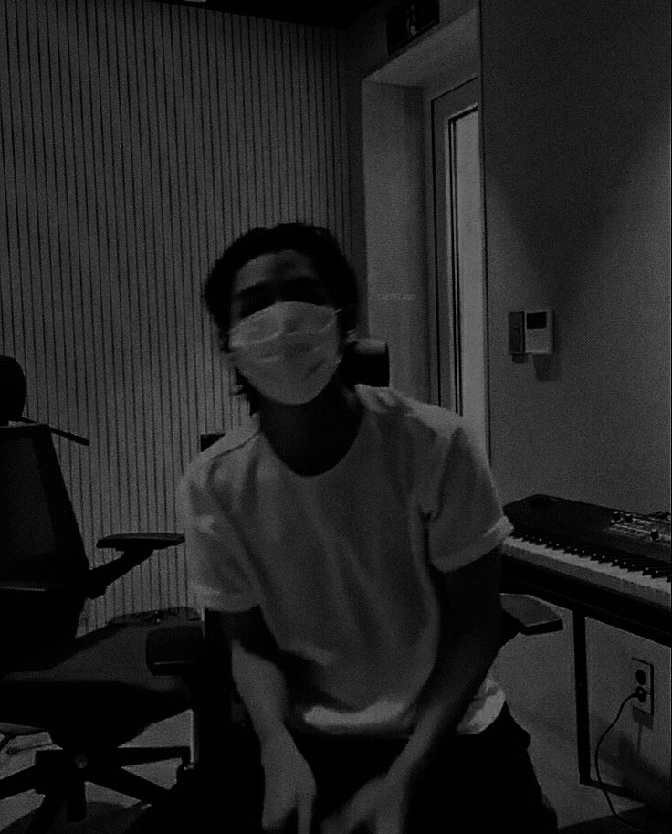 adntebgskr's tweet photo. adante bagaskara as kim taehyung,miror typing,like darkness but i can be ur light #rpindonesia #rp #roleplayerindonesia #roleplayerindo https://t.co/X6v58hV31f