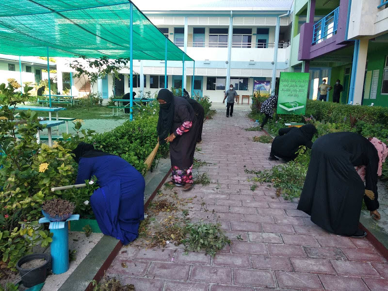 eduGS_09's tweet image. School Cleaning program by staff and Parents, organized by Environmental Club ( 21/02/2021)
@MoEdumv