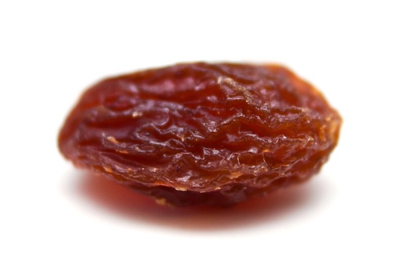 theartcriminal's tweet photo. And- if you have signed up for Thursday’s Teaching In The Now #2 with @NEATENart @NEAAT3 you will need to bring 1. A raisin 2. A round object that fits in your hand. Don’t eat them though! Don’t forget. See you soon. https://t.co/Hpn78czUQQ