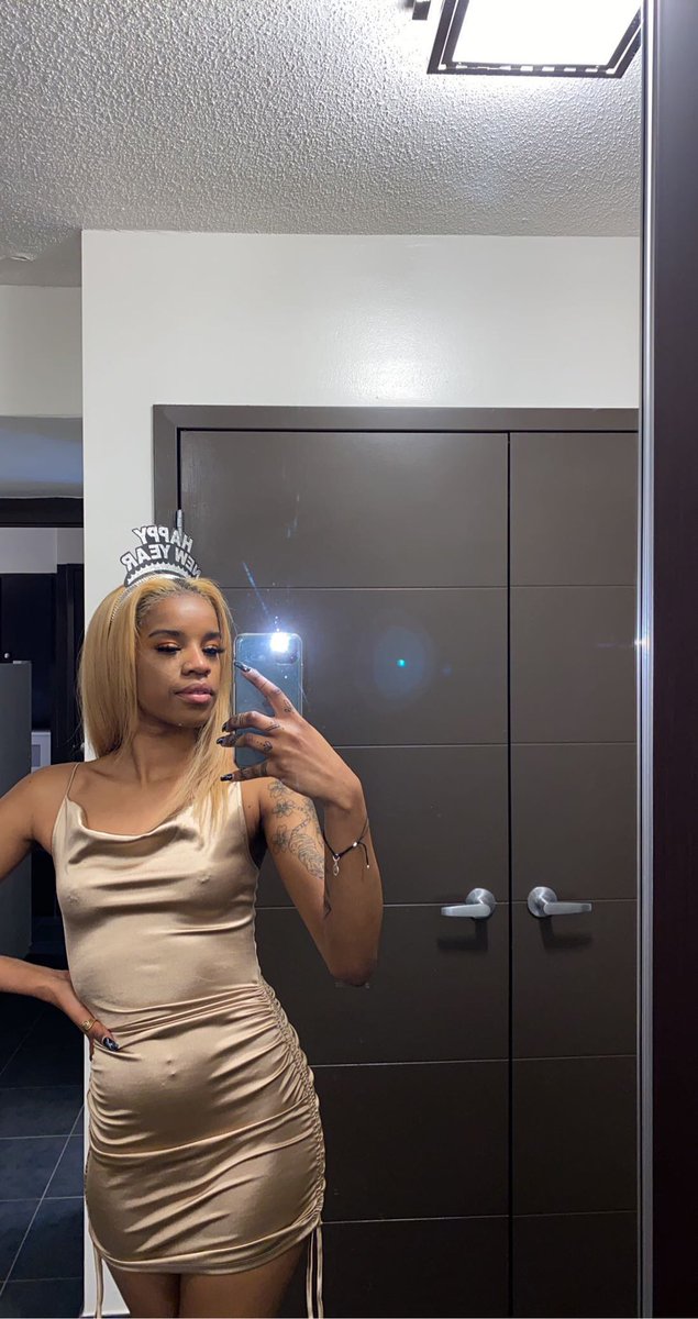 DelvaJade's tweet photo. The tl sleep? Here to remind y’all I ate going blonde.bye https://t.co/y1cTR0LOzz