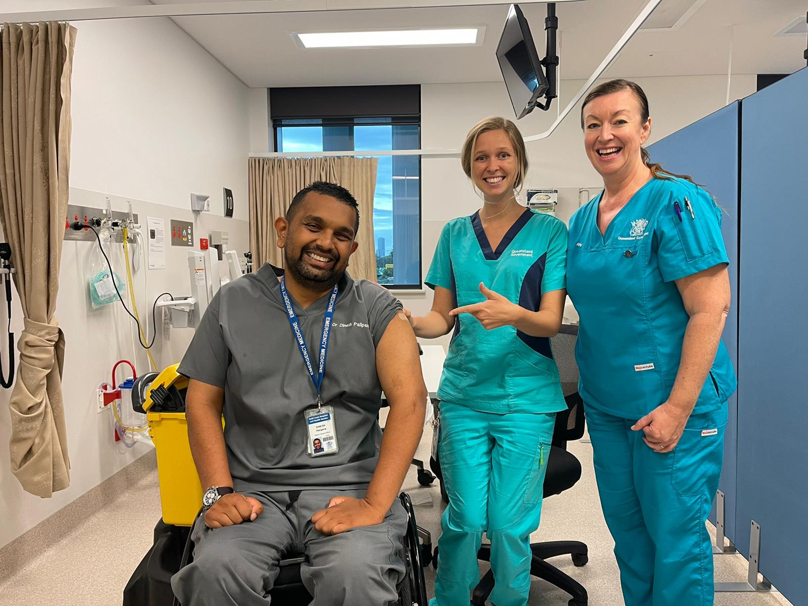 Griffith University On Twitter Griffithuni Researcher Dr Dinesh Palipana Was One Of The First To Receive The Pfizer Biontech Covid19 Vaccine At Gold Coast University Hospital Dinesh Is A Senior Resident Doctor At