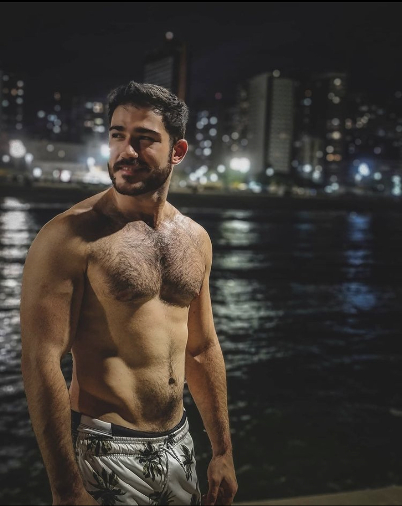 Eu-ZfuAWgAAHFQS?format=jpg&name=medium