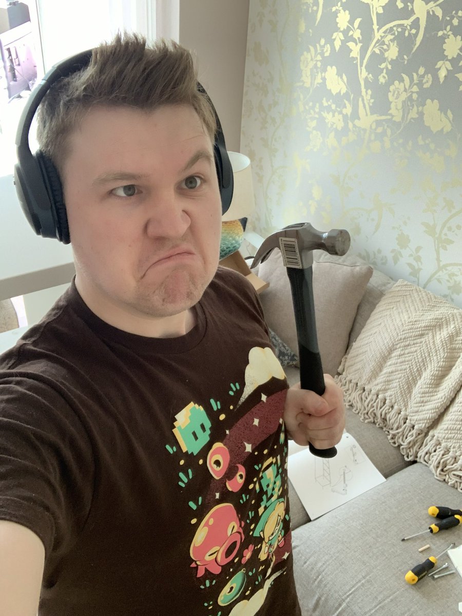 benjicong's tweet image. Post an image of yourself as the final boss without downloading new pics