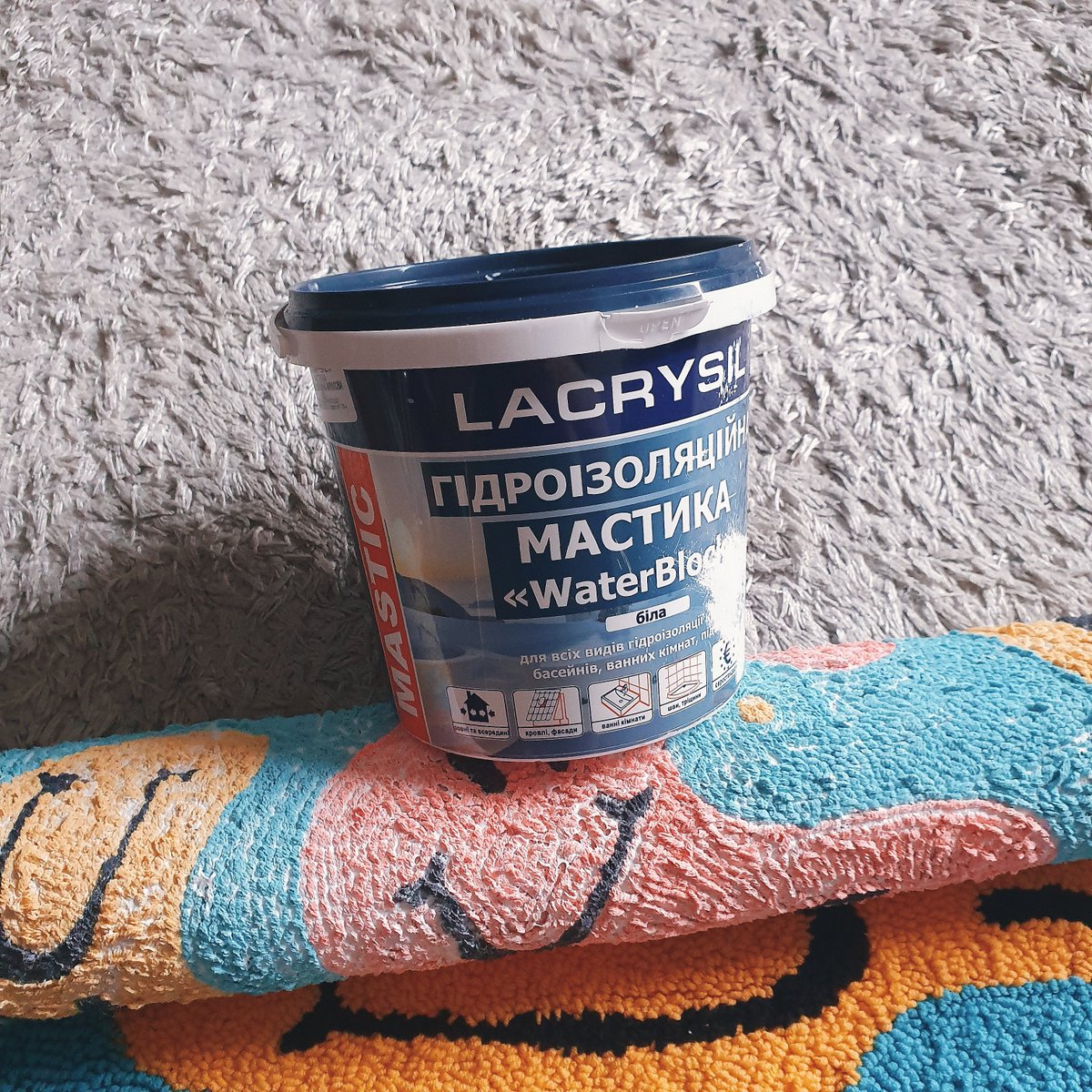 buterbrodberick's tweet photo. @nixelpixel у меня lacrysil water block 
я разбавляю его водой примерно 50/50, так он лучше впитывается в сам шов https://t.co/pEbaZyQGmw