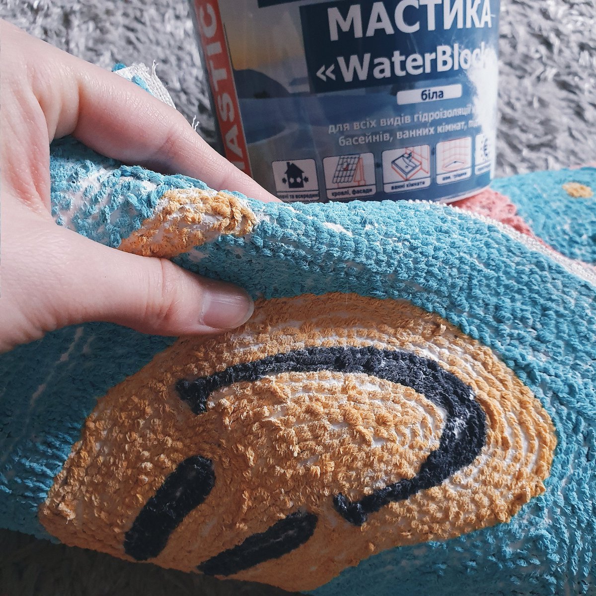 buterbrodberick's tweet photo. @nixelpixel у меня lacrysil water block 
я разбавляю его водой примерно 50/50, так он лучше впитывается в сам шов https://t.co/pEbaZyQGmw