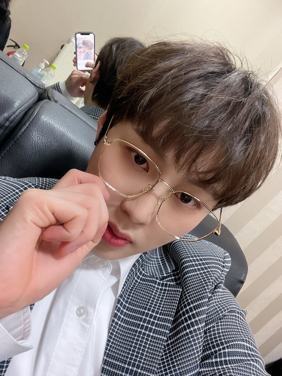 하늘 여러분!!!
바쁜 하루를 보내고 계신가요?!
궁금쓰~ 전 촬영 왔어요 ㅎㅎ