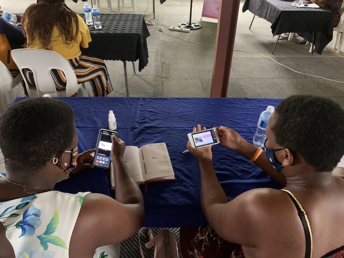 Geekulcha's tweet image. We love to see it! @MamasCoding are in Umbumbulu, KZN for the #ProjectCodingMoms, cc @UKSATechHub to deliver digital literacy training focusing on digital skills for moms and women!
#codingmamas #womenintech