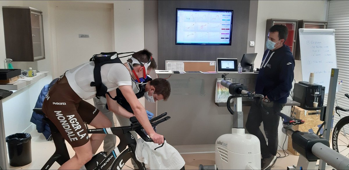 Emmanuel Brunet tweet media