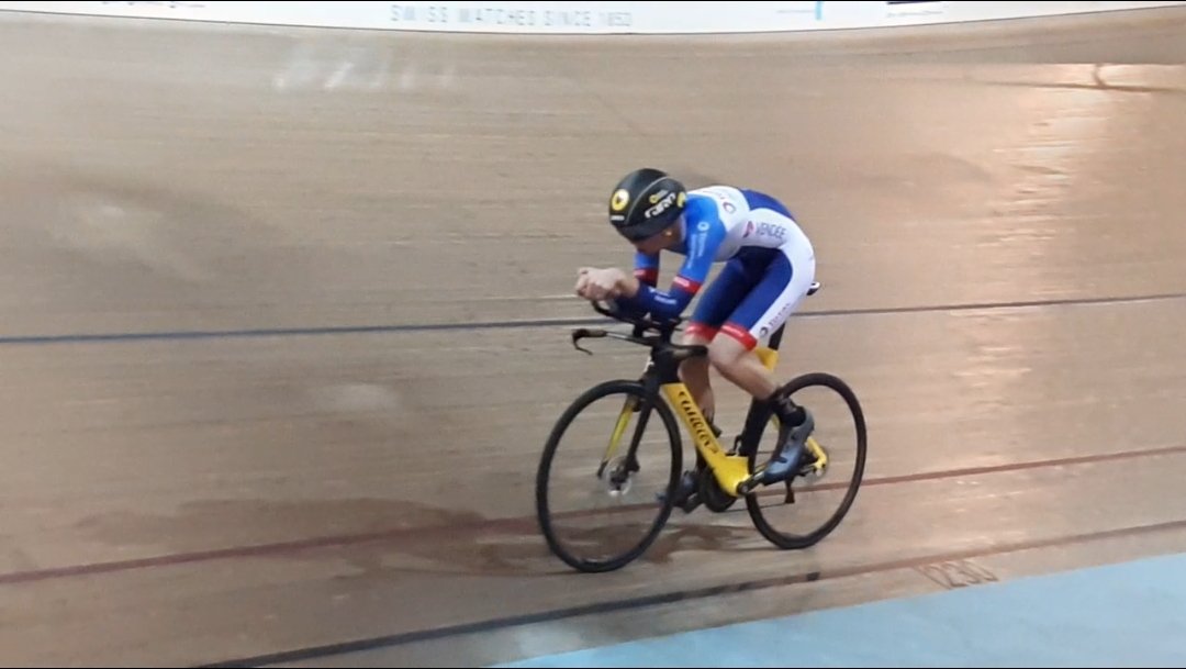 Emmanuel Brunet tweet media