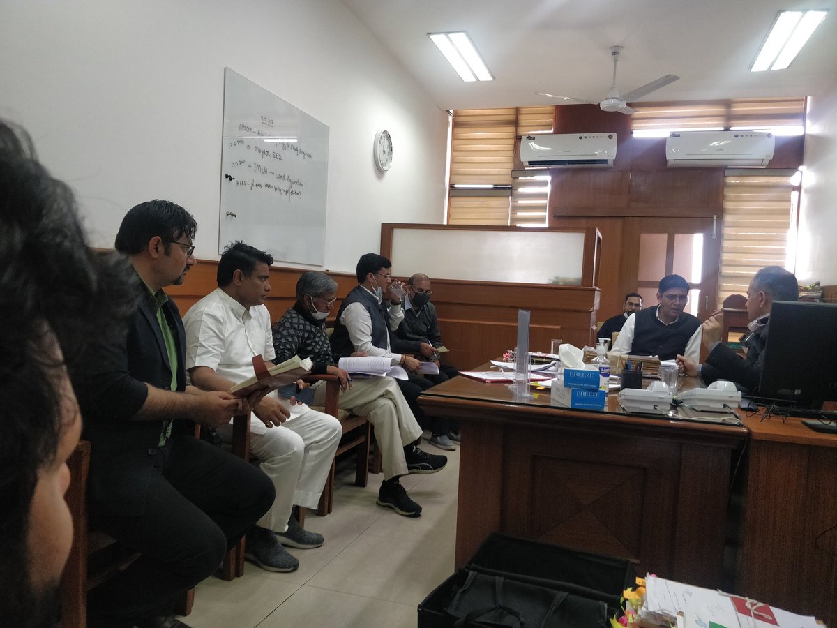 rakeshdaultabad's tweet photo. Conducted a meeting of top breaucrats at Secretariat, Chandigarh for executing steps to shift #KherkiDaulaToll to Panchgaon.  Hearing by high powered committee is already done. Land facilitation steps for building new toll are on fast-track. 
@mdhsiidc @OfficialGMDA @cmohry https://t.co/Cr3nzsEY61