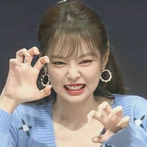 JENNİE KÜÇÜK BEBEİSİM BİZ HER ZAMAN YANİNDAYİZ SEN İSTEDİĞİN GİBİ TAKIL BEBİSKOM SDC MUTLU OL TAMAM Mİ UZENİN AMKOYARZIZ BİZ SEN MERAK ETME

WE LOVE YOU JENNIE
ALWAYS STAY WITH JENNIE
블랙핑크 제니 
#제니 #JENNIE #블랙핑크
#ProtectJennie
#YG_Protect_Your_Artist 
#WeLoveYouJennie