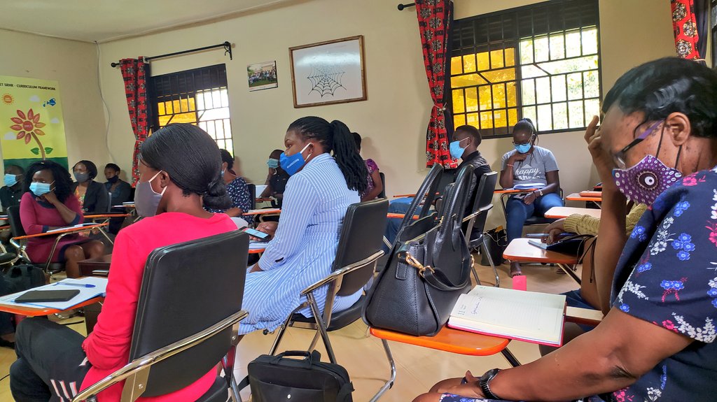 SETSRHRUg's tweet image. Today we kick off the 2 SRHR Certificate Course at the Center of the SRHR, @MakSPH in Kasangati. 

The 2 weeks certificate is targeting SRHR Practitioners from the different sectors. The course is under the SET SRHR Project. 

#OrangeKnowledge