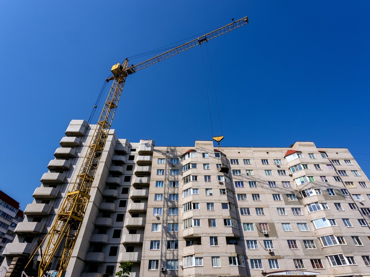 домостроителей 17 курск. домостроителей 17. проспект дериглазова курск. жк инстеп сити курск. строящиеся дома в курске.