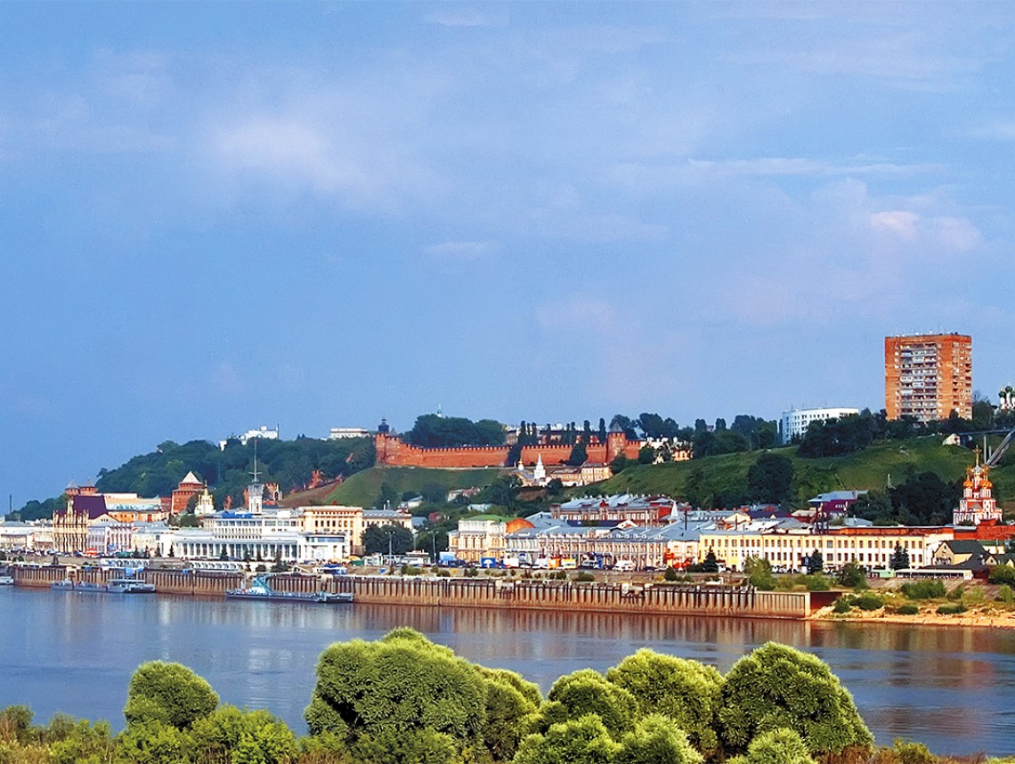 нижегородский кремль дятловы горы. дятлова гора нижний новгород. вид на дятловы горы нижний новгород. нижегородский кремль холм. вид на дятловы горы нижний новгород.