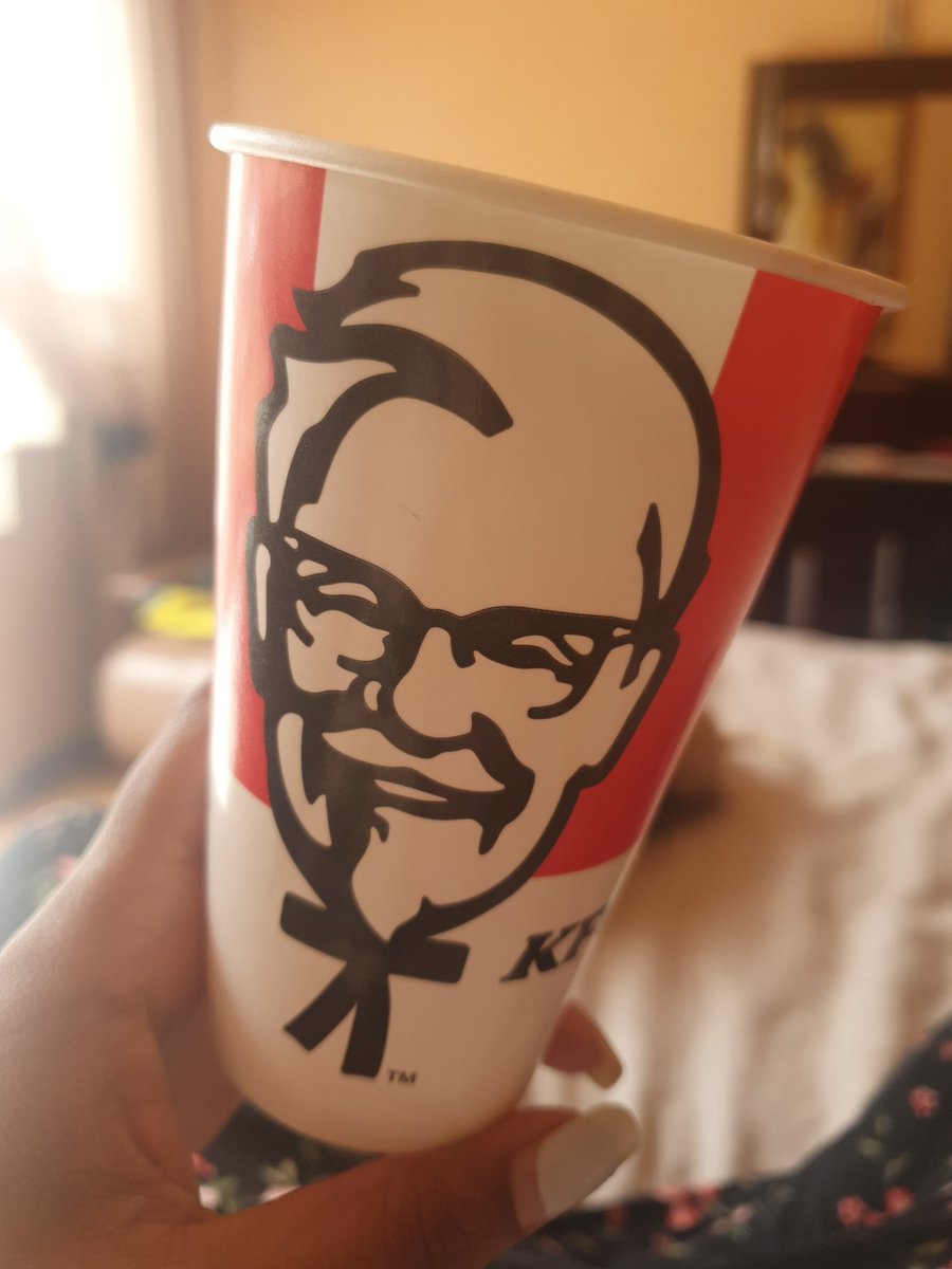 champagnenunu's tweet image. Do you think there&apos;s any way I can get this spice in bulk from @KFCSA ? 😄😍

#spicychips
#kfcsa
#tobassco