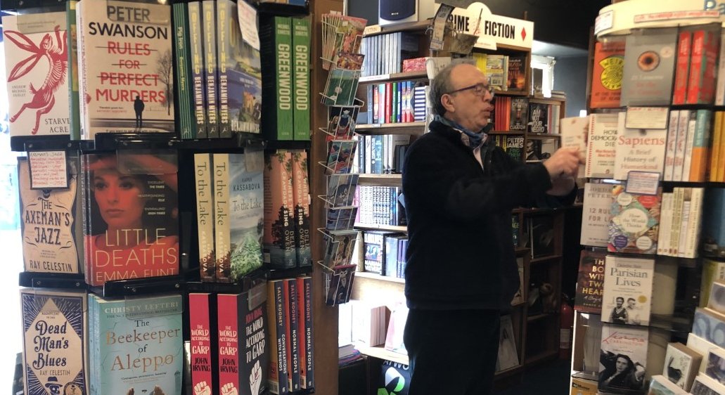 Steve is just keeping things ticking over, twirling the twirley stands, and adding new titles for when we'll meet again... 

#fredsbookshopelves <a href="/FredsBookshop/">Fred's Bookshop</a> #ambleside #wellmeetagain #independentbookshop #localbusiness
uk.bookshop.org/shop/fredsbook…
