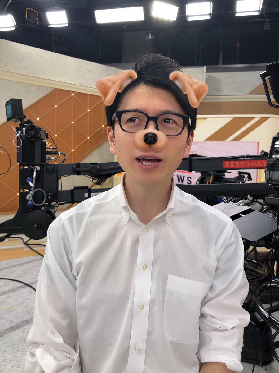 ｎスタ 公式アカウント 本日2月22日は猫の日 Nスタファミリーは犬派か猫派 どちらが多いのか聞いてみました 結果は T Co Wafdh1dyqe Nスタ 井上貴博 ホラン千秋 猫の日 スタッフに遊ばれる井上アナ T Co O7yi5attkb