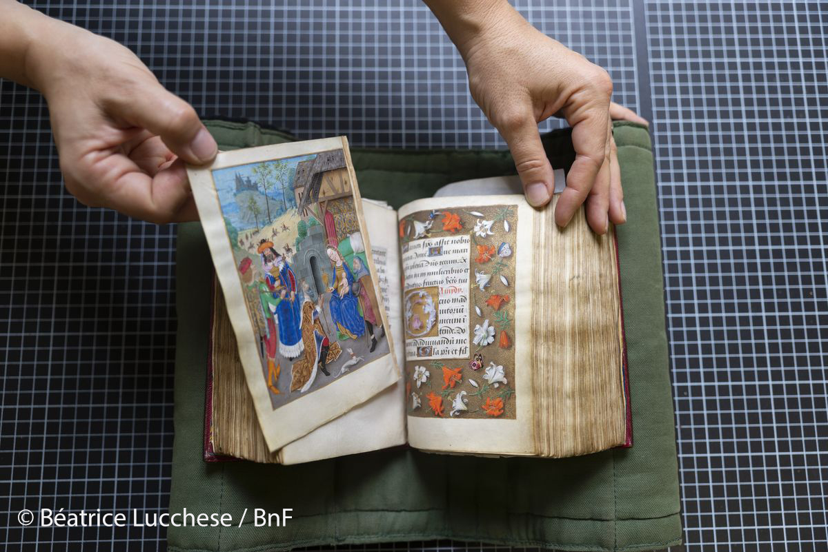 laBnF's tweet photo. A l'occasion de la restauration exceptionnelle des “Heures de Boussu”, nous vous détaillons le vocabulaire du livre ici, du 22 au 26 février. Une invitation à découvrir cette réalisation extraordinaire entièrement menée par nos équipes @laBnF : https://t.co/kgBOC5ENMh https://t.co/mZSrPgEJEC