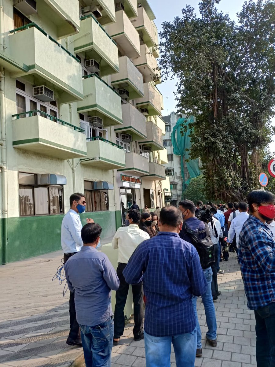 TOIMumbai's tweet image. Visuals: Dadra and Nagar Haveli MP Mohan Delkar found dead at a hotel in south #Mumbai. Police present at the spot, investigation being carried out.