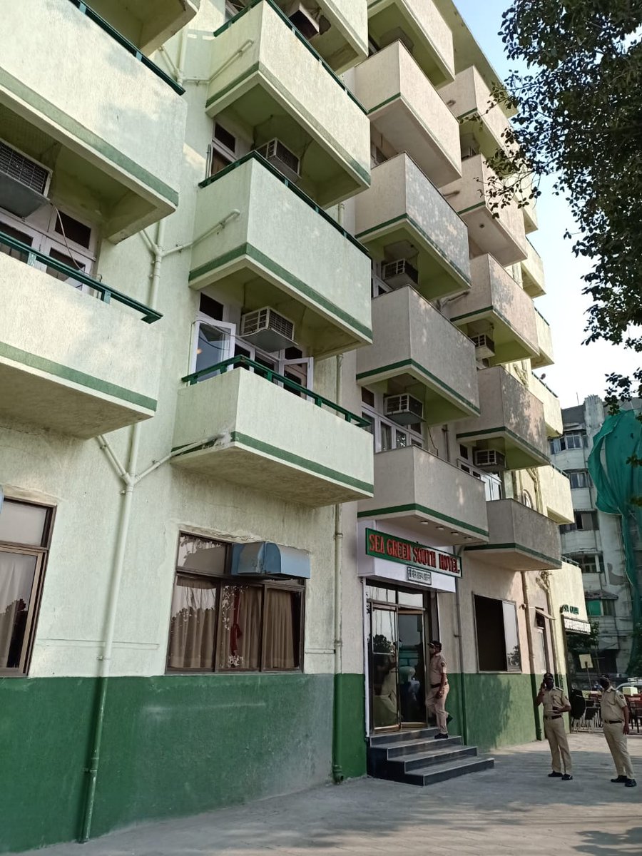 TOIMumbai's tweet image. Visuals: Dadra and Nagar Haveli MP Mohan Delkar found dead at a hotel in south #Mumbai. Police present at the spot, investigation being carried out.