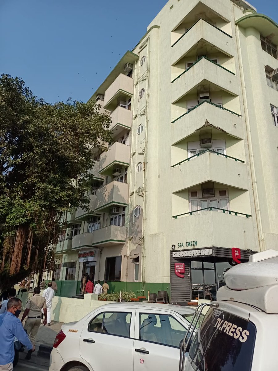 TOIMumbai's tweet image. Visuals: Dadra and Nagar Haveli MP Mohan Delkar found dead at a hotel in south #Mumbai. Police present at the spot, investigation being carried out.