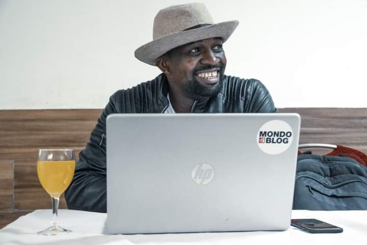 JeffAmann_'s tweet photo. Le concours @Mondoblog 2021 est ouvert jusqu'au 15 mars prochain inclus, à minuit. Le thème : "Toutes et tous acteurs et actrices du changement". 

Plus d'infos  👉 https://t.co/cBwZLwl9fH.

#Concours2021 #CFIMedia #RFIMondoblog #GoUnbci #CIVblog #CIVPress https://t.co/eOqGEisEPF