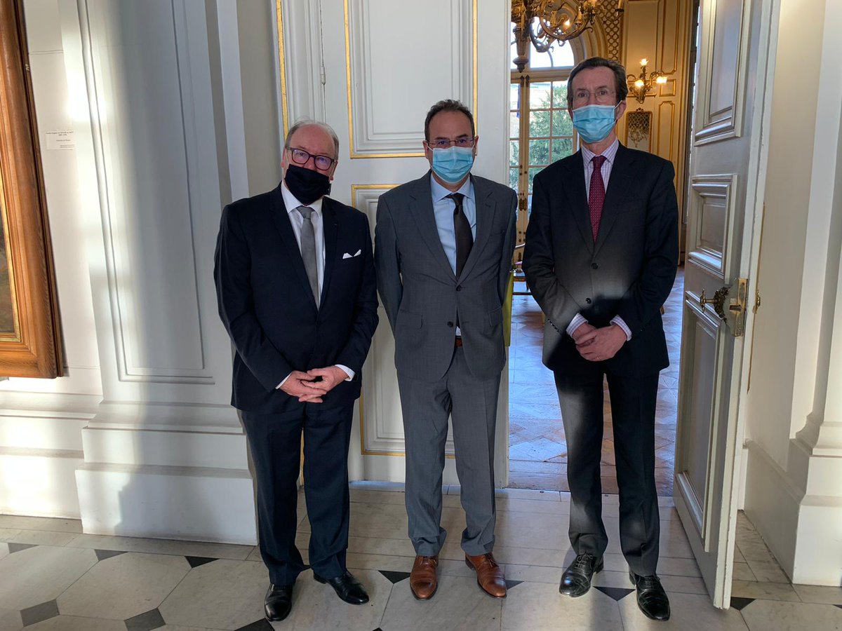 L'Ambassadeur Carmelo Inguanez a effectué une visite officielle à Strasbourg le vendredi 19 février. Durant ces entretiens des sujets d'intérêt commun ont été abordés tels que l'environnement, le changement climatique, les échanges culturels, les étudiants et l’immigration.