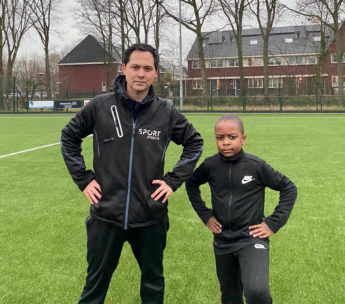 Het Paul Verweel Sportfonds staat voor gelijkheid voor jeugd in de sportwereld. We zijn in gesprek gegaan met Viktor Peters, buurtsportcoach bij SportUtrecht over het fonds. Lees het hele verhaal van Viktor over het fonds via onderstaande link! 
paulverweelsportfonds.nl/2021/02/22/het…