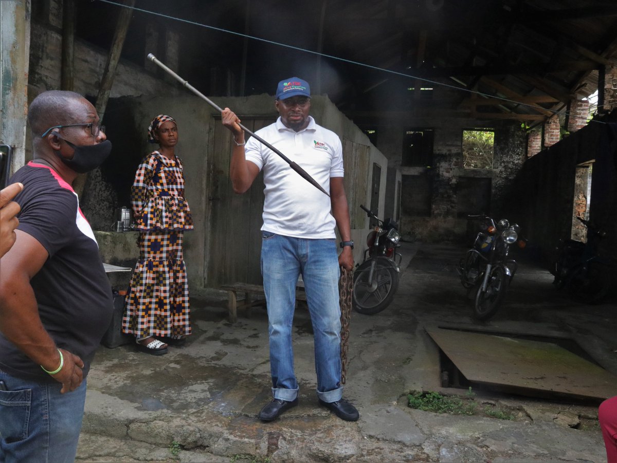 ibomhgr's tweet photo. Meet the ISANG NDISE Tour Guide, Mr. Ubong Ekpe
A true professional in the Tourism business.
With his years of practice and level of experience, we couldn't wish for a better Tour experience.
#exploreibom #tourism #travel #hospitality #leisure #history #ibomicon #isangndise https://t.co/pzI8UYOZPo