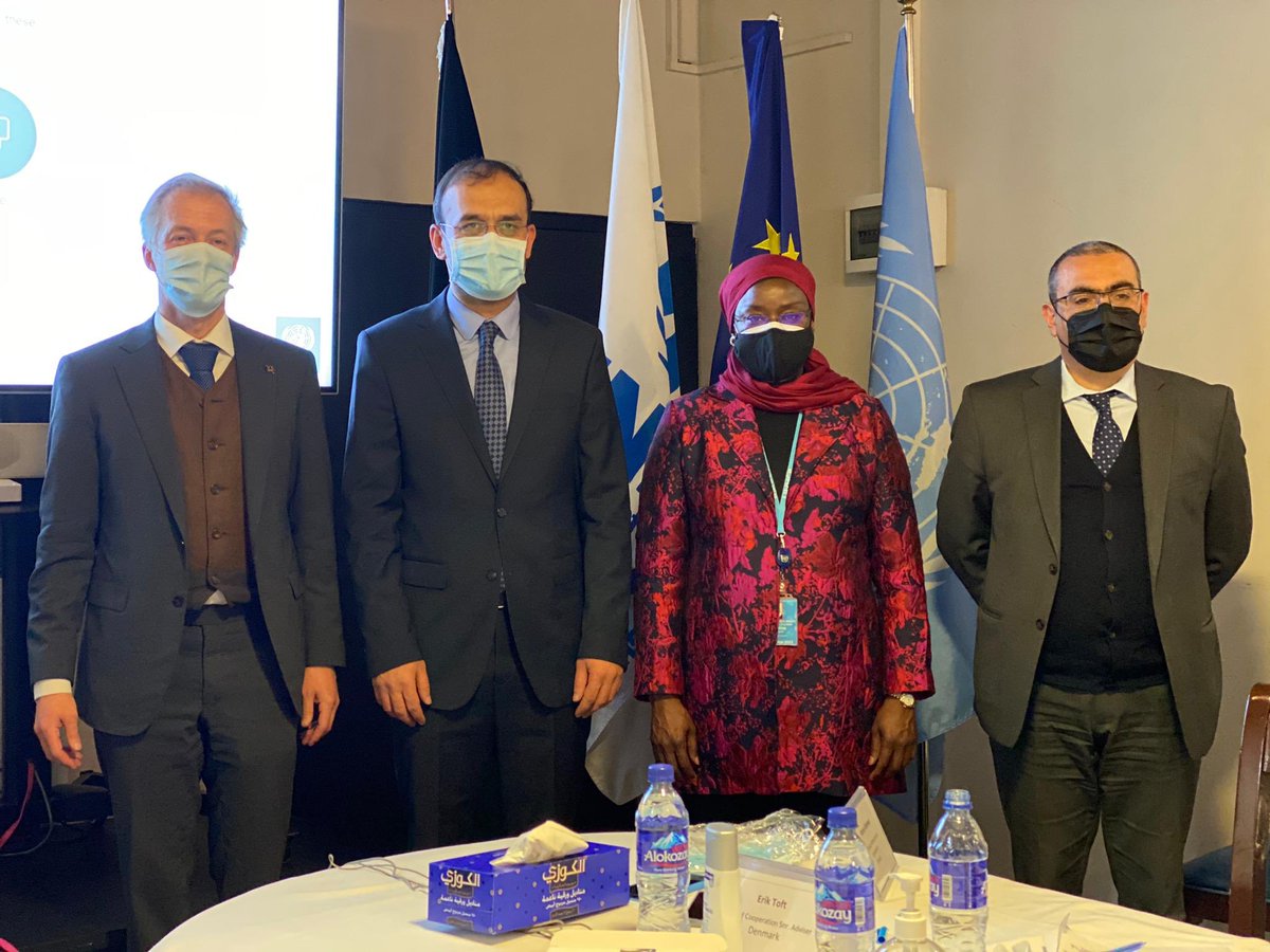UNHCRAfg's tweet photo. Support Platform for Solutions Strategy for #AfghanRefugees, 1st meeting of the Core Group Members #Afghanistan reiterates commitment to creating conducive conditions for #SustainableReintegration in Priority Areas of #Return and #Reintegration. #WorkingTogether #ANPDF-II https://t.co/daTgWWbDEs