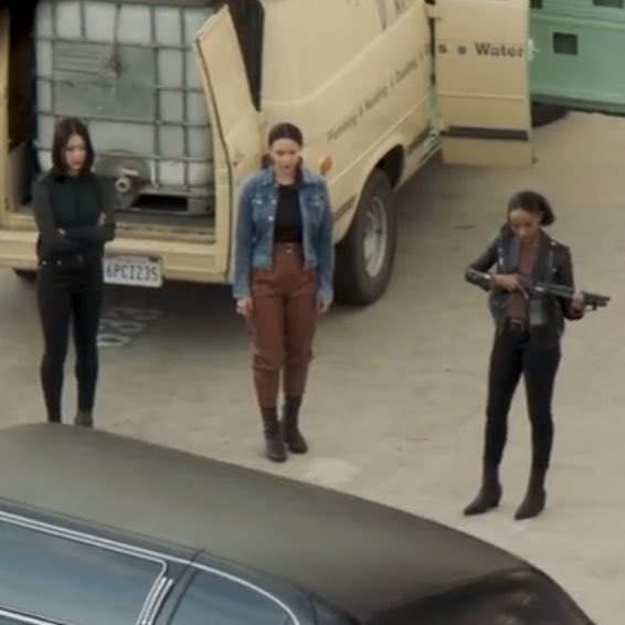ThatAnxiBitch's tweet photo. Obsessed with the badass #WOC power team from tonights episode 🤩umm i want more please #TheRookie #OfficerLucyChen #OfficerNylaHarper #OfficerJuneZhang #asianrep https://t.co/nCGwYFKCfz