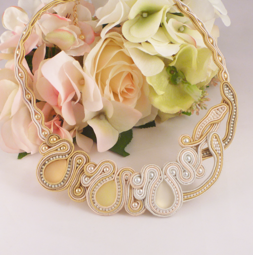 MollyGDesigns's tweet photo. Ready for the golden days of summer and special occasions. Unique handmade jewellery
https://t.co/cD3am4QHDk
#earlybiz #weddingday #bridea #statementjewellery #wow #tbch https://t.co/gLuvyQln5C