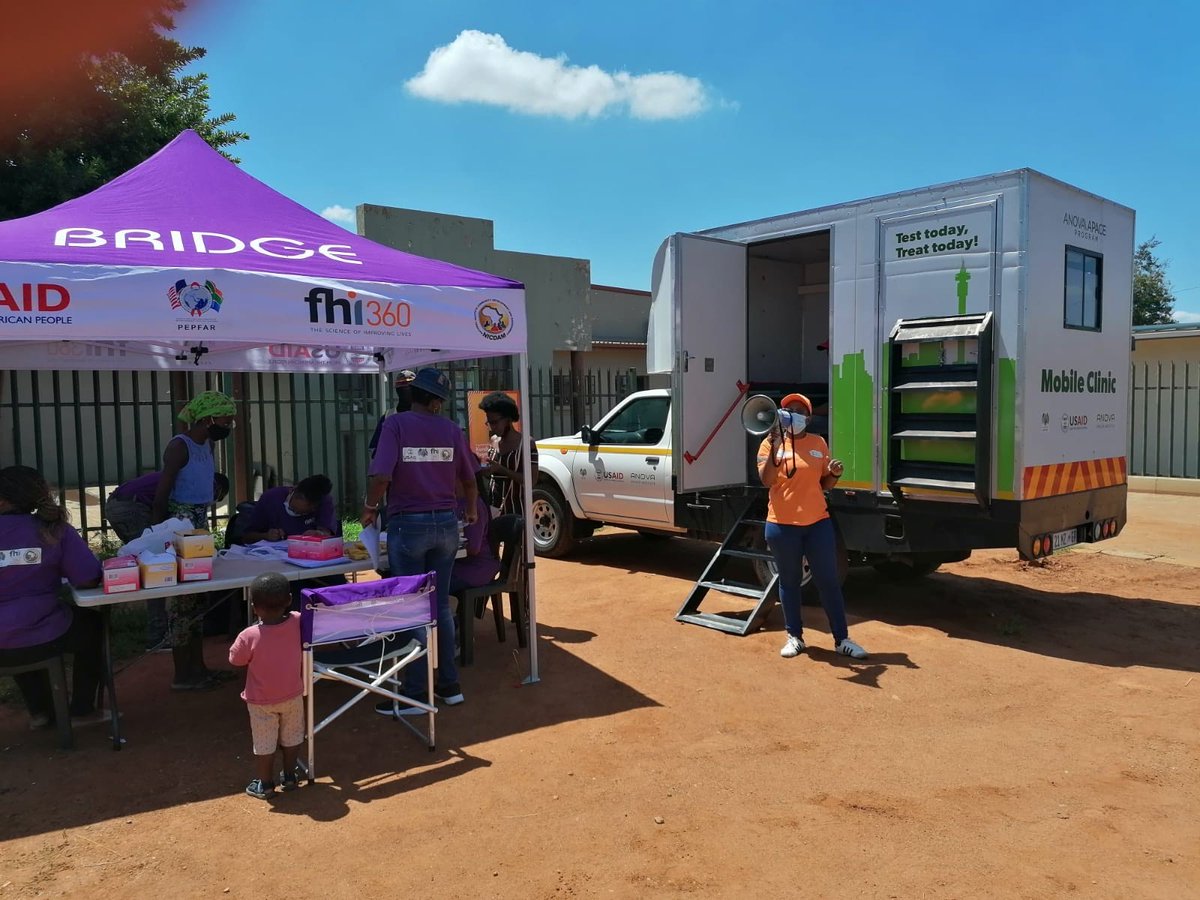 NICDAMSA's tweet photo. HIV testing campaign held at NICDAM regional offices with ANOVA. https://t.co/snJZFMXaUG