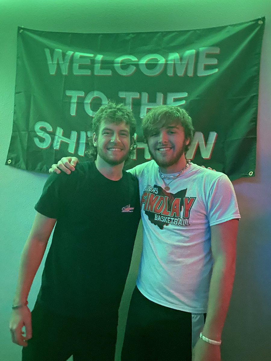 CARSONWWGOBLE's tweet photo. @travismilligan_  bro when we hanging again I miss you dawg https://t.co/liNUpyA2R4