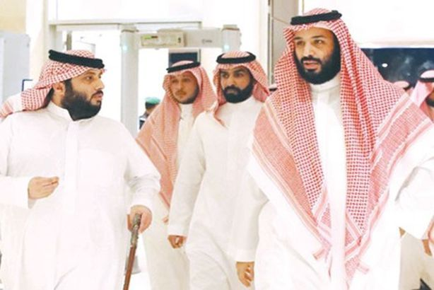 شاهد.. مفاجأة الأمير محمد بن سلمان لـ تركي آل الشيخ