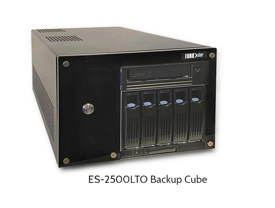 speicherguide's tweet photo. Neu auf https://t.co/ApzCxidlIa
Mit der ES-2500LTO legt nun auch #Eurostor einen #BackupServer mit integrierten #LTO-Laufwerk auf. Wir haben die Ankündigung zusammengefasst
https://t.co/5I0UsivIxr

#backup #datensicherung #tape #B2D2T https://t.co/ciBhqa8xRD