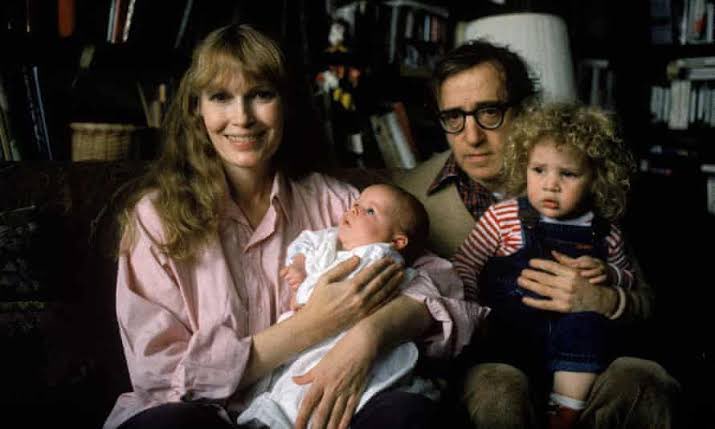 BenjaminJNorris's tweet photo. The documentary #AllenVFarrow is simply compelling. The 4 part documentary covers the shocking scandals concerning former A-List couple Woody Allen and Mia Farrow. First episode is available on @Foxtel! #FoxShowcase https://t.co/wNgLPlB89e